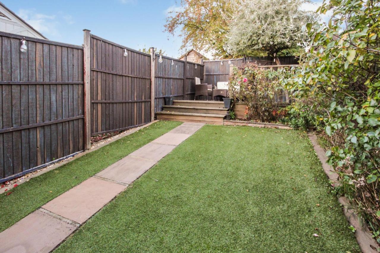 Comfortable 2 Bedroom House With Free Parking Nottingham Exterior photo